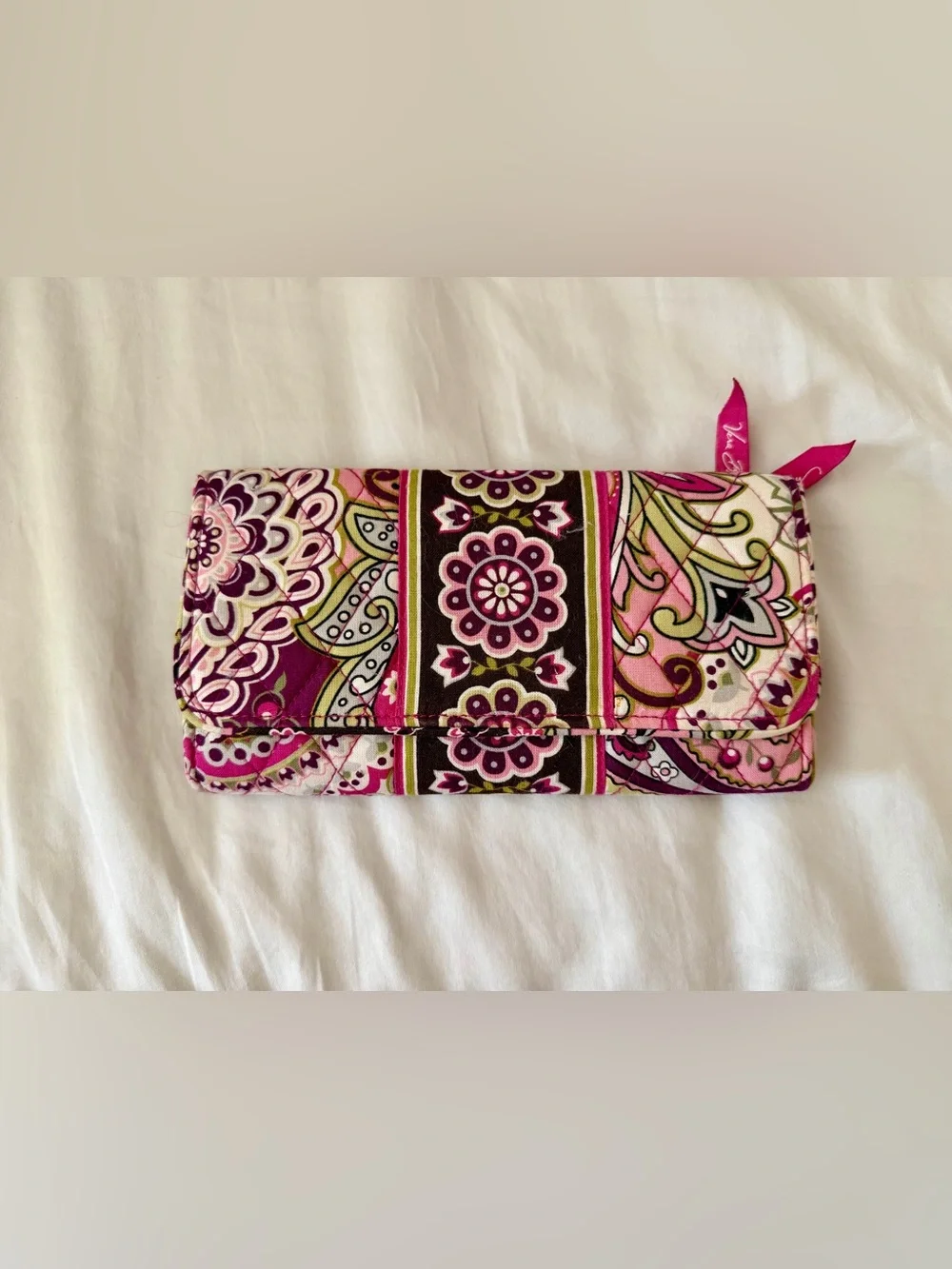Vera Bradley Retired Print Quilted Trifold Wallet Pink Floral